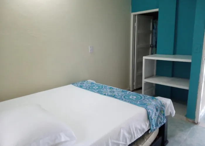 Aquamarina Hostal