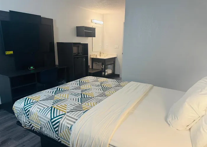 Motel 6-Southgate, Mi - Detroit