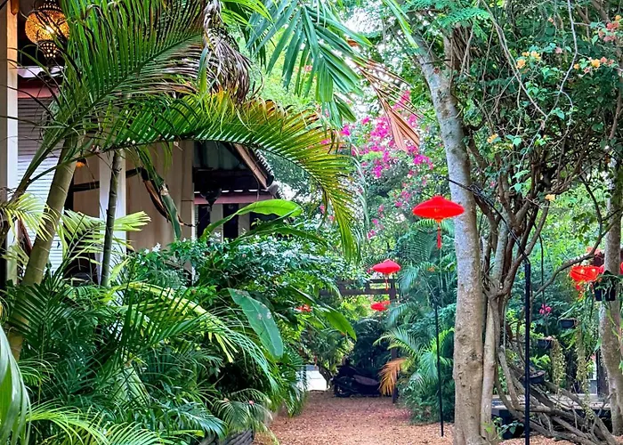 Alcove Bungalow Hinkong
