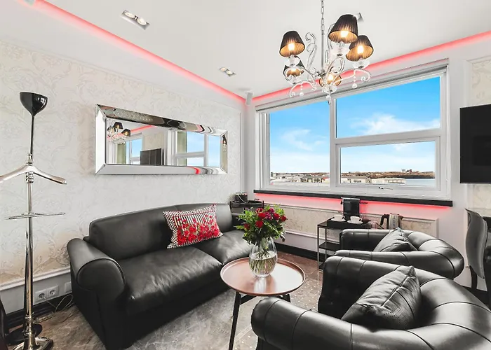 Diamond Suites By Reykjavik Airport