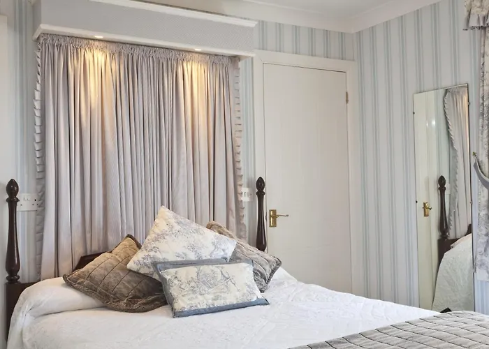 Rosemullion Hotel