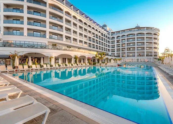 Side Moon Palace Hotel