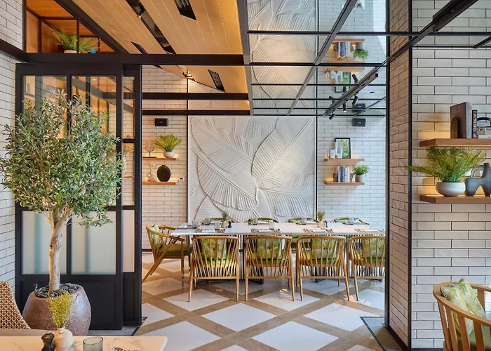 Mandarin Oriental,