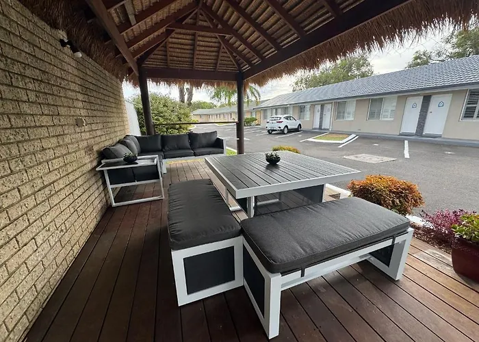 Busselton Gale Street Motel & Villas