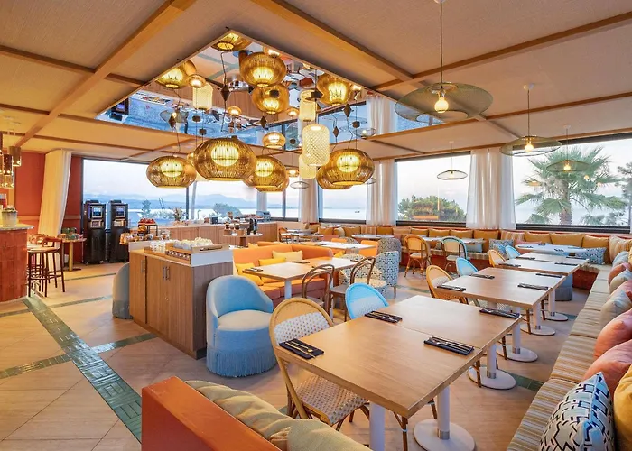 Mercure Villeneuve Loubet
