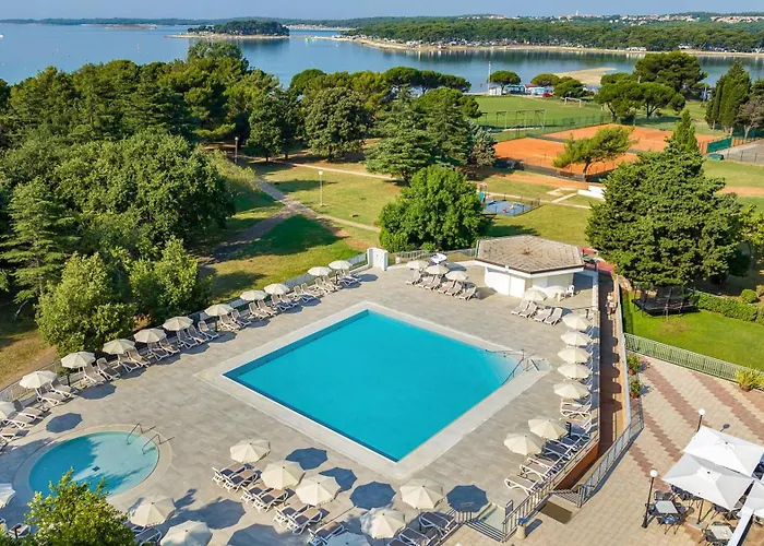 Ai Pini Medulin Resort