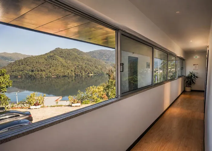 Hotel Portas Do Gerês