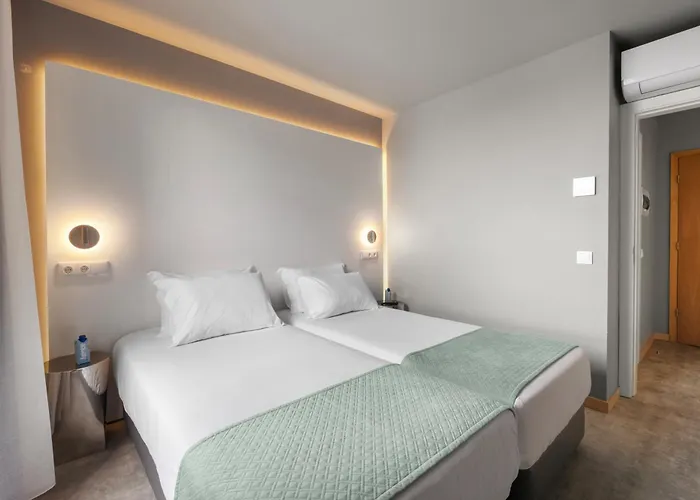 Basic Braga By Axis Hotel