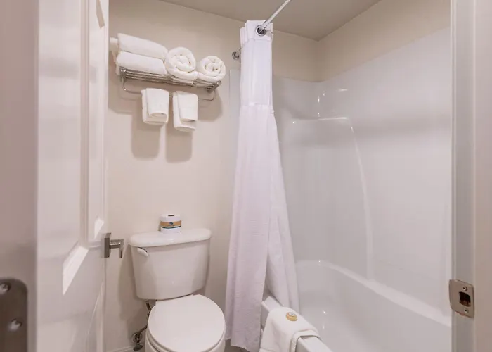 The Meadowmere Resort Ogunquit