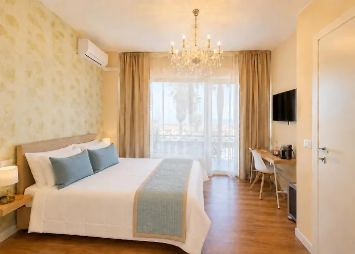 Regina Elena Rooms Pescara