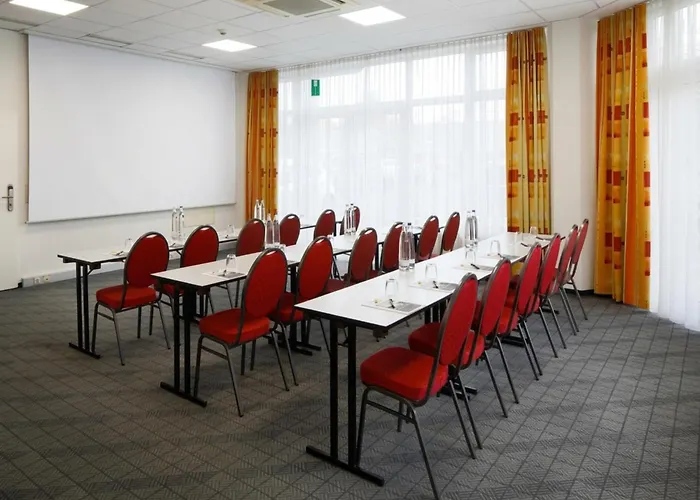 Sunday Hotel Köln Brühl