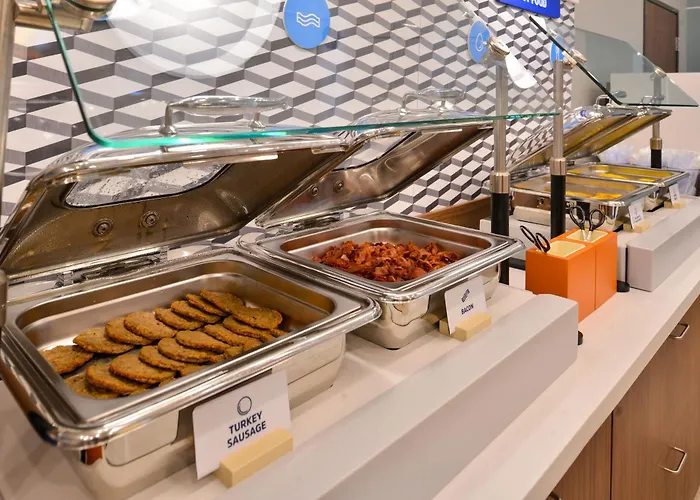 Holiday Inn Express Hotel & Suites High Point South By Ihg