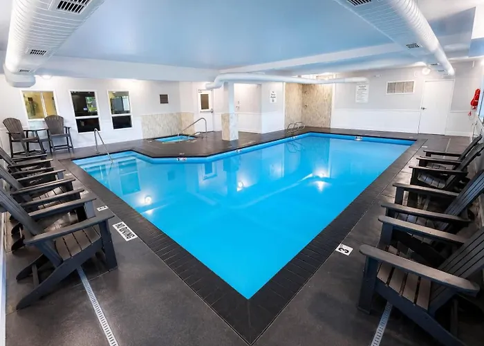Quality Inn & Suites Sequim At Olympic National Park