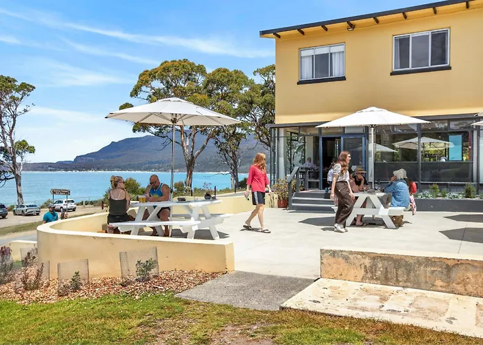 Lufra Beachside Hotel