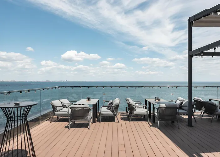M1 Club Hotel Odessa