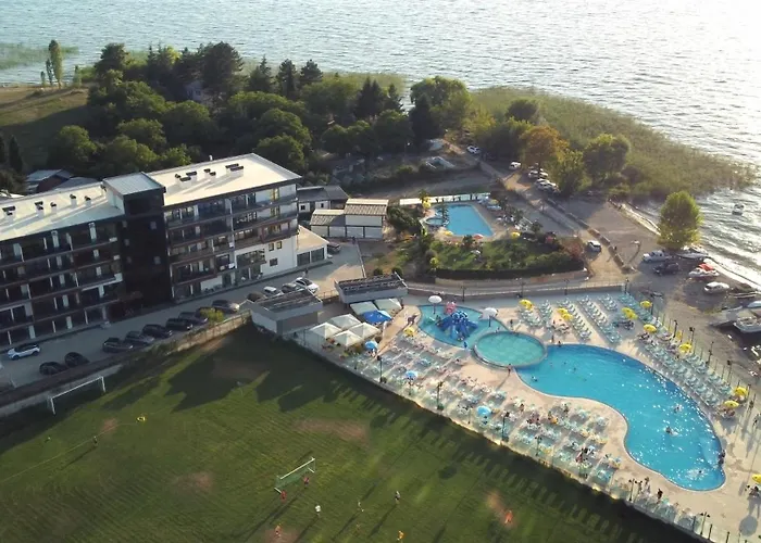 Zora Apartments