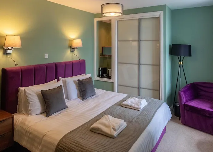 Marine Rooms