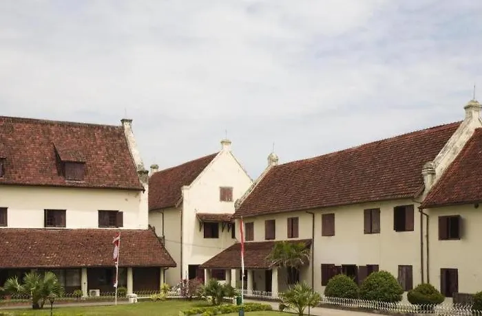 The Rinra Hotel Makassar
