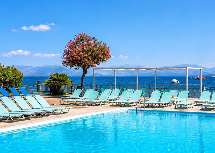 Agnes Beach Hotel Apartments