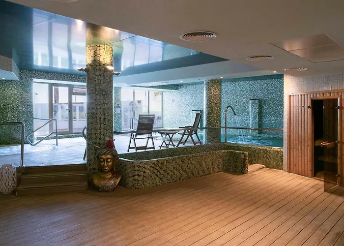 Ona Marinas De Nerja Spa Resort