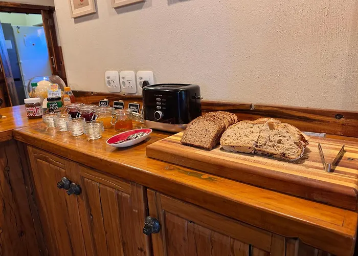 Oakdene Guest House