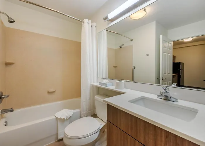 Candlewood Suites Fort Myers/Sanibel Gateway By Ihg