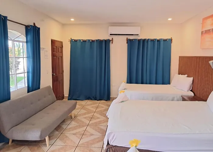 Hotel Miraflores El Cuco