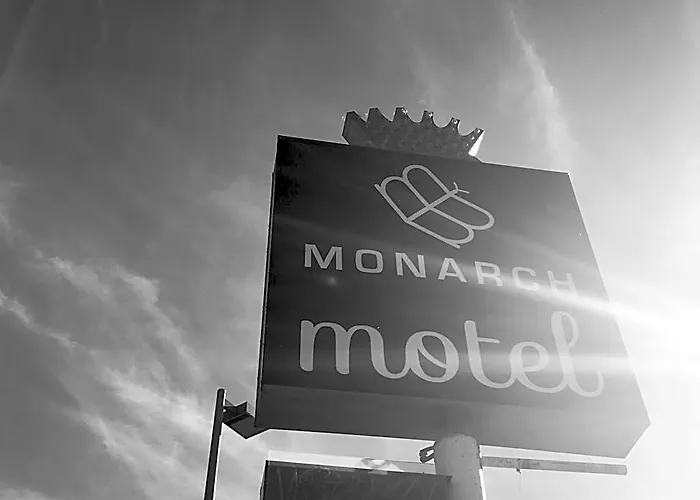 Monarch Motel