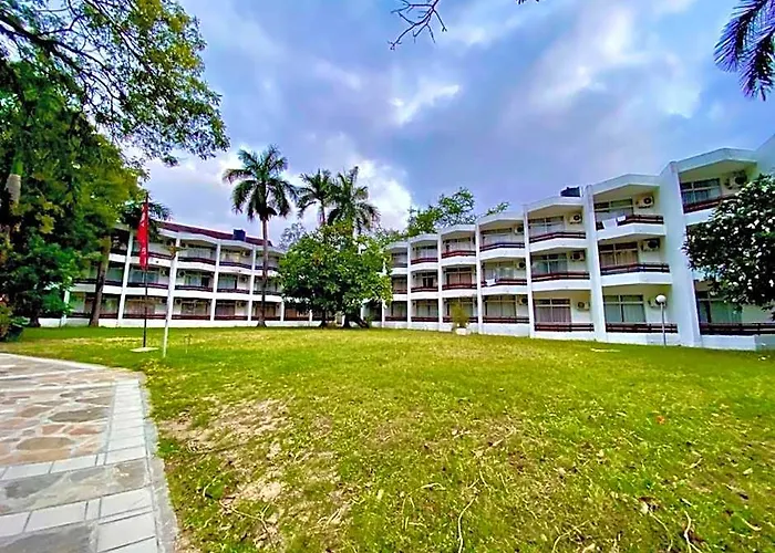 Kenya Bay Beach Hotel