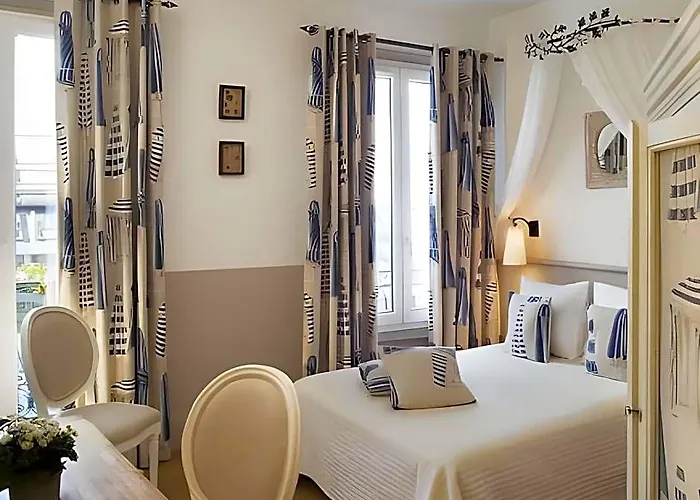 Hotel Le Central Trouville-sur-Mer