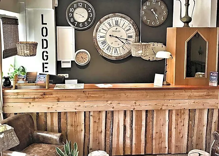 Lodge Seaside Boutique