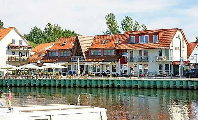 Zur Brücke