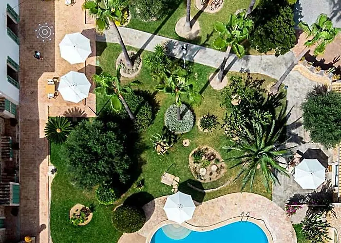 Curolla Petit Hotel