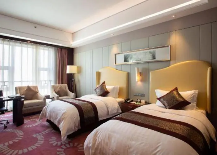 Bairun Zhenjiang International Hotel