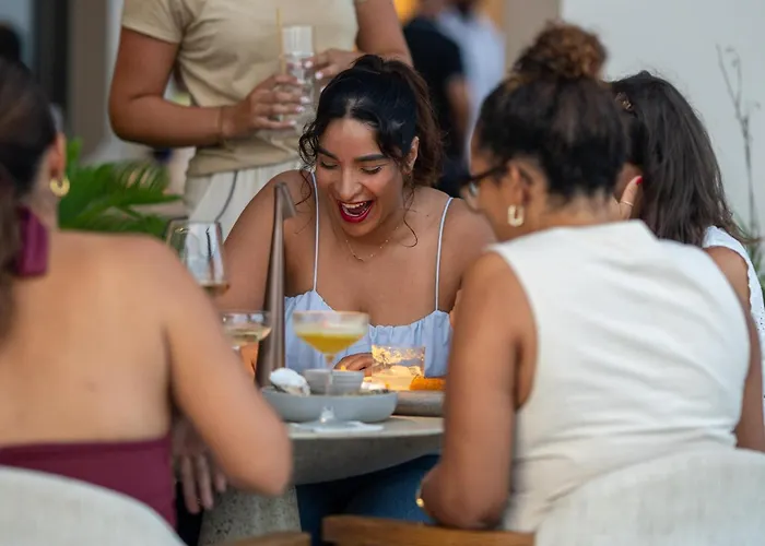 Art Hotel Curacao - Luxury Adults Only