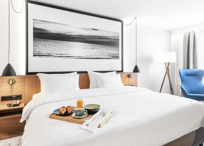 Mercure Klaipeda City Hotel, Meetings, Events, Restaurant & Bar - Accor Group, Pet Stay Free