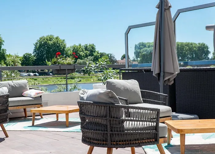 Mercure Pont De Loire