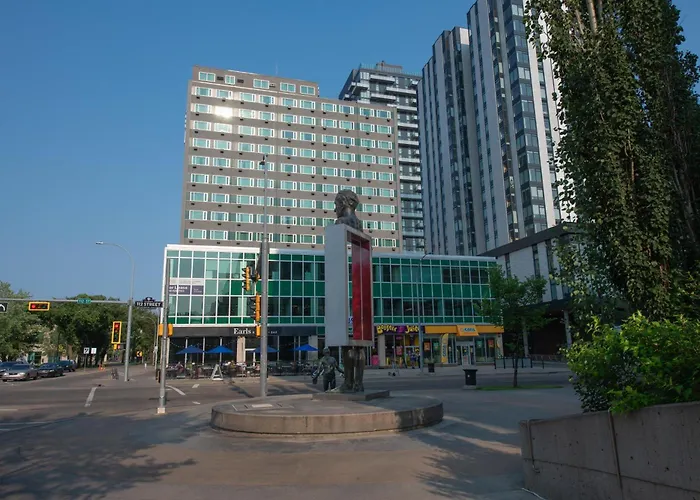 Campus Tower Suite