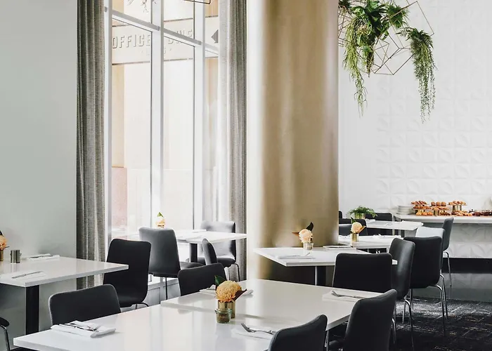 The Como Melbourne
