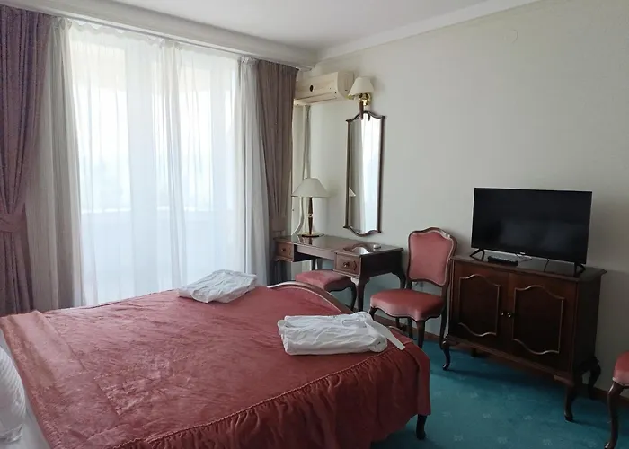 Hotel Metropol - Metropol Lake Resort Lagadin