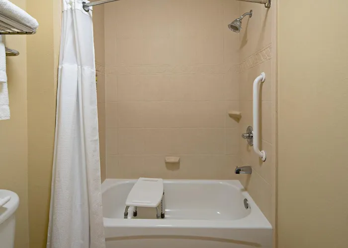 Staybridge Suites By Ihg