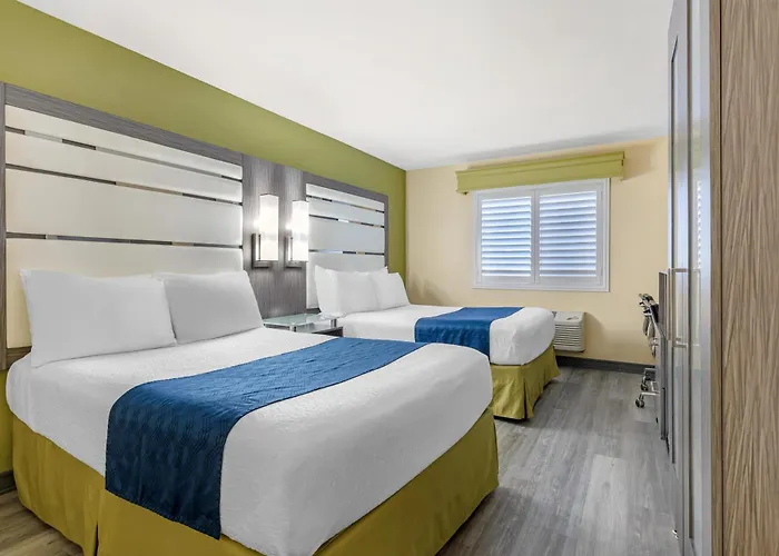 Best Western Antelope Inn & Suites