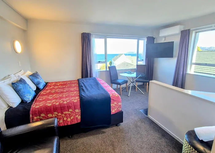 Absolute Lake View