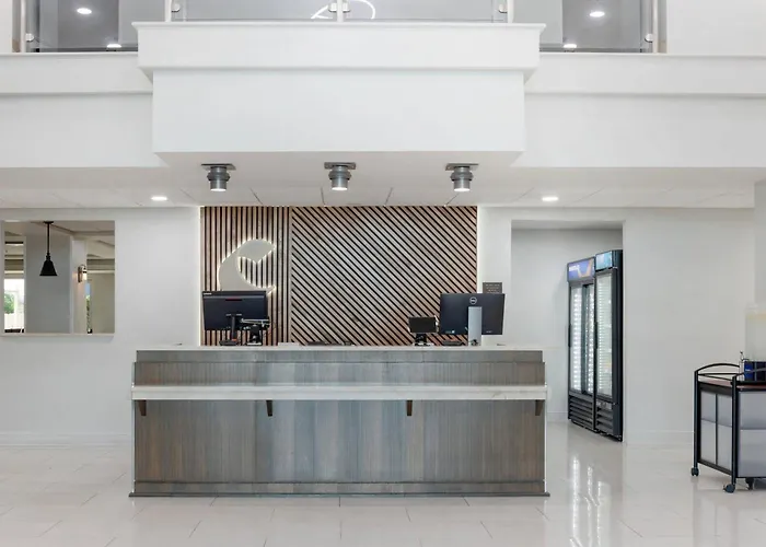 Comfort Inn & Suites New Orleans Airport North