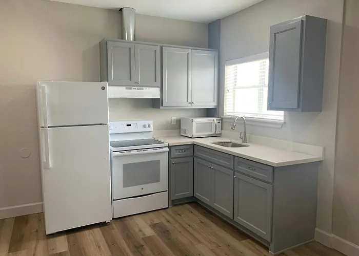 Red Roof Inn Plus + Galveston - Beachfront
