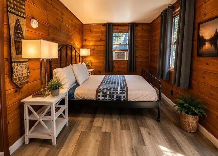 Crest Lodge Historic Mountain Inn