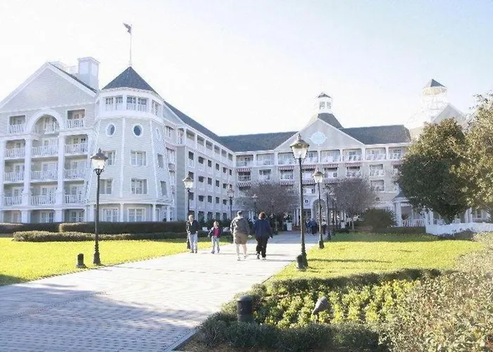 Disney'S Yacht Club