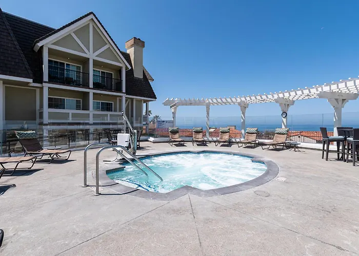 Carlsbad Inn Beach Resort