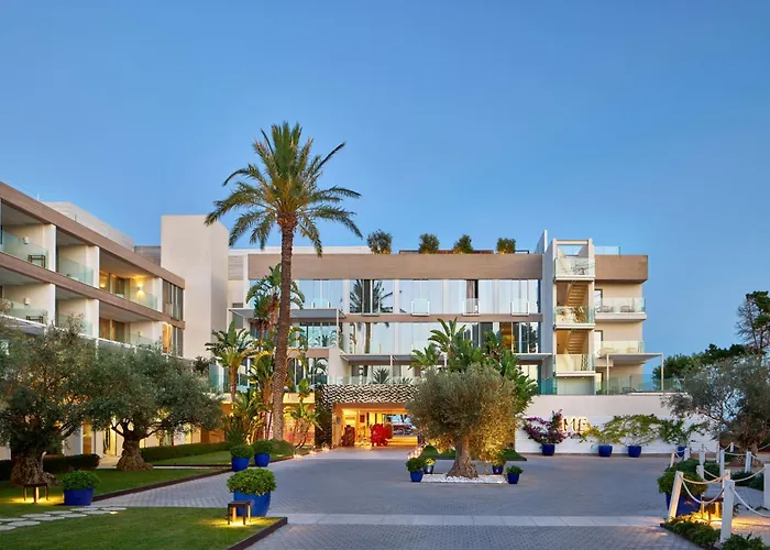 ME by Meliá Ibiza - The Leading Hotels of the World Santa Eulária des Riu