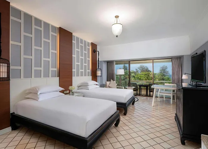 Pullman Phuket Karon Beach Resort